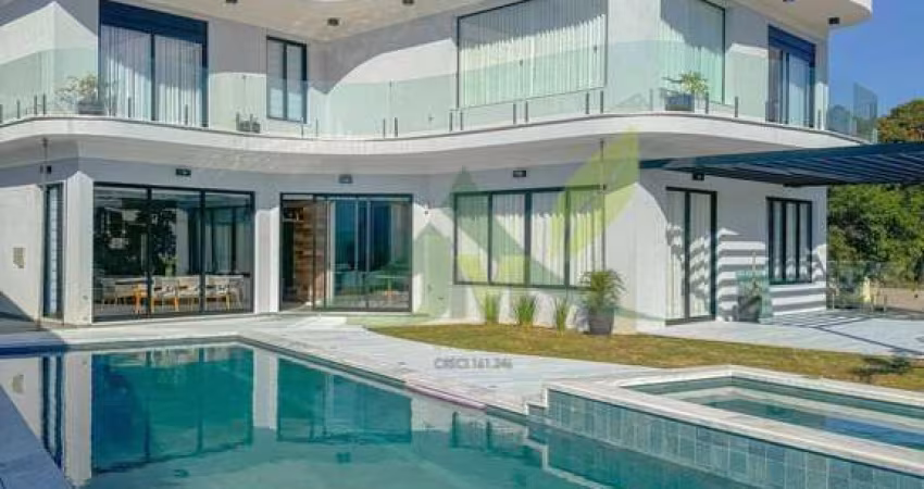 Casa de Alto Padrão à Venda no Bairro Nova Gardênia, Atibaia – 540 m² AC
