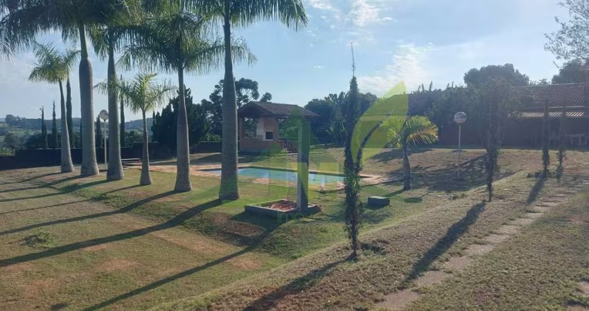 Chácara à Venda no Condomínio Horto Ivan – Atibaia