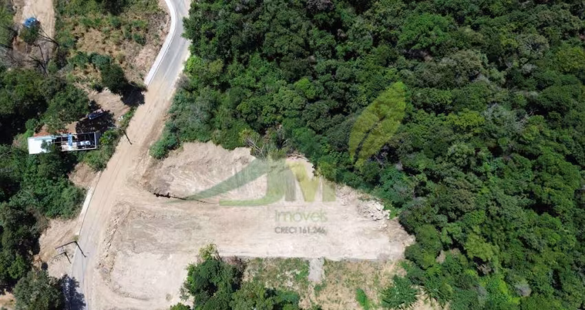 Terreno de 2.200 m² à Venda no Bairro da Usina – Oportunidade para Investir