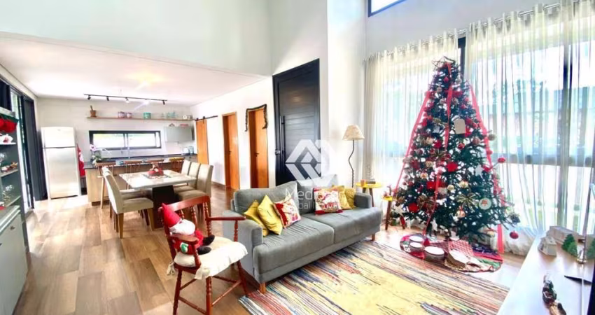 Casa com 4 dormitórios à venda, 215 m² por R$ 1.299.000,00 - Condomínio Terras do Vale - Caçapava/SP
