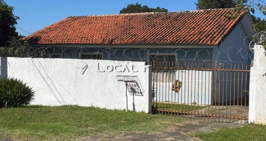 Casa à venda em Curitiba, Guabirotuba, com 3 quartos, 70m²