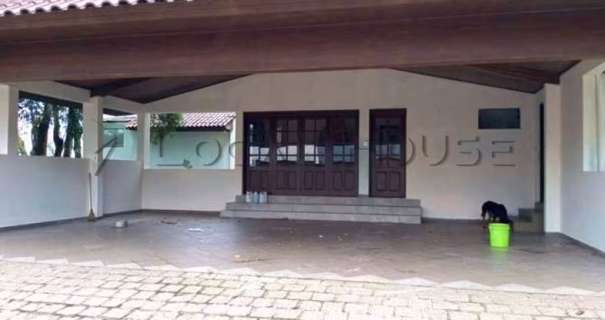 Casa à venda em Curitiba, São Braz, com 5 quartos, 447m²
