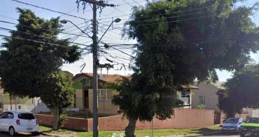 Terreno à venda em Curitiba, Novo Mundo, 560m²