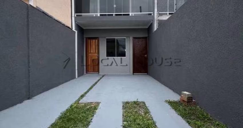 Sobrado à venda em Curitiba, Sítio Cercado, com 3 quartos, 118m²