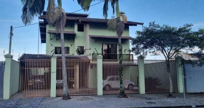 Sobrado à venda em Pinhais, Weissópolis, com 4 quartos, 410m²