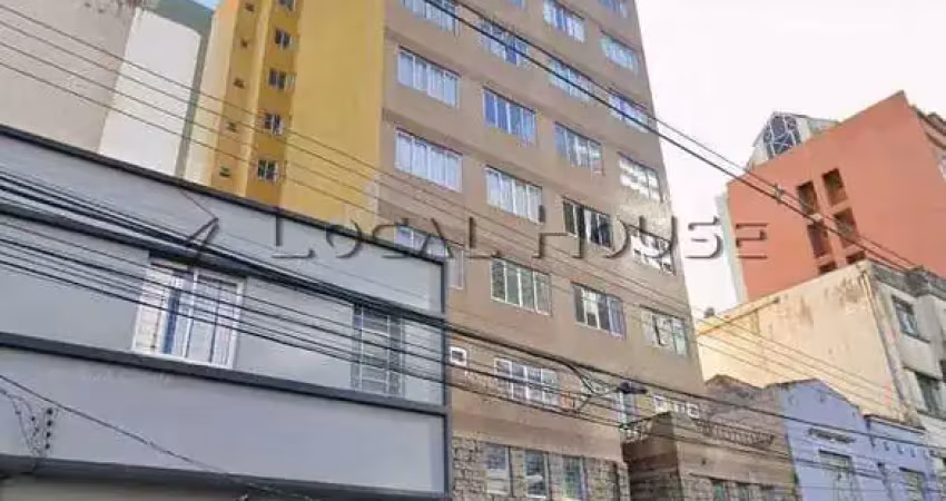 Apartamento mobiliado e reformado a venda centro de curitiba