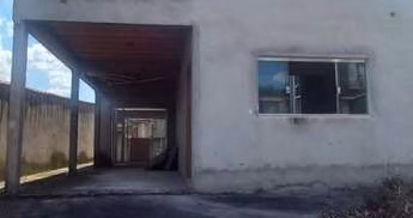 Casa para Venda em Guararema, Jardim Luiza, 4 dormitórios, 1 suíte, 3 banheiros, 3 vagas