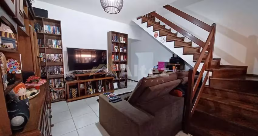 Casa geminada, 2 quartos, condomínio com lazer, parque são luiz, teresópolis