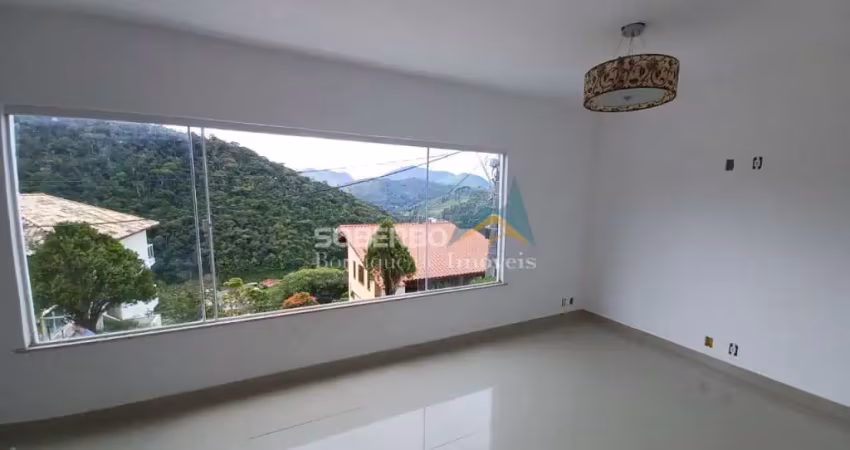 Casa 4 Quartos (1 Suíte) em Condomínio, Vale Feliz, Albquerque, Teresópolis, RJ