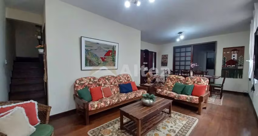 Casa 3 quartos em condomínio com piscina e lazer, alto, teresópolis, rj