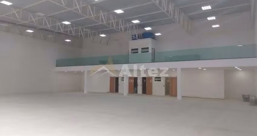 Galpão industrial ou comercial com 675 m2, frente pra br-116, guapimirim, rj