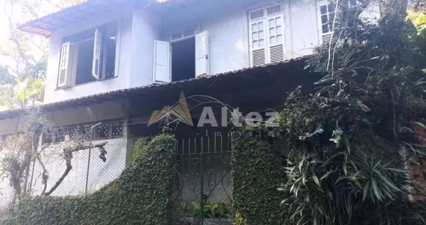 Sítio com 6 quartos e 5 banheiros à venda, 270 m² por r$ 800.000