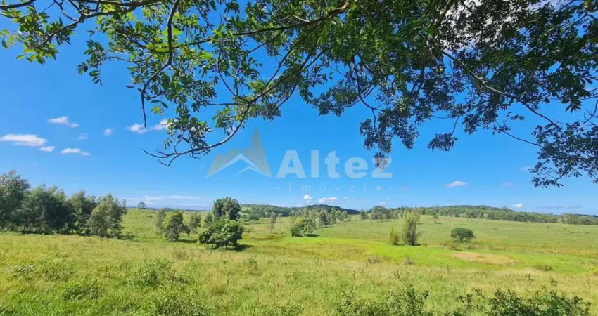 Fazenda 52 alqueires (2.516.800 m2), 400 cabeças, água abundante, araruama, rj
