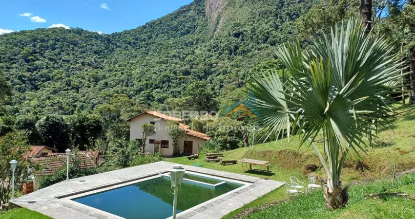 Sítio com Cachoeira, 110.000 m2, Vargem Grande, Teresópolis