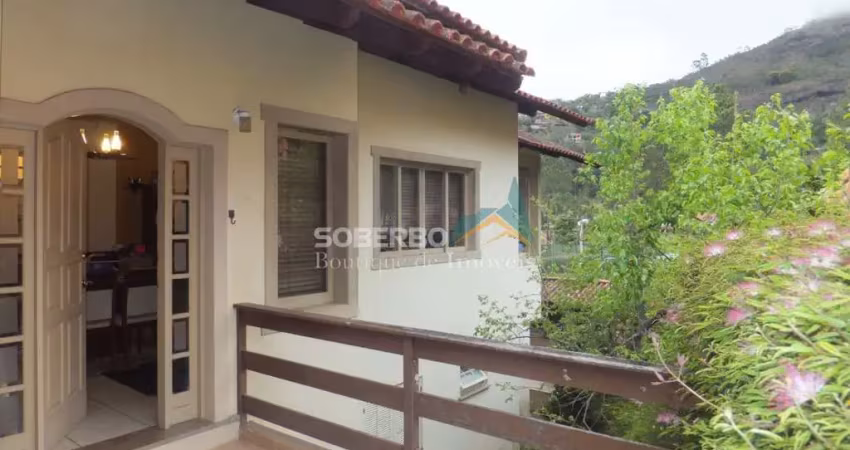 Casa 6 Quartos (4 Suítes), Condomínio com Piscina, Tênis, Vôlei, Parque do Imbuí, Teresópolis, RJ