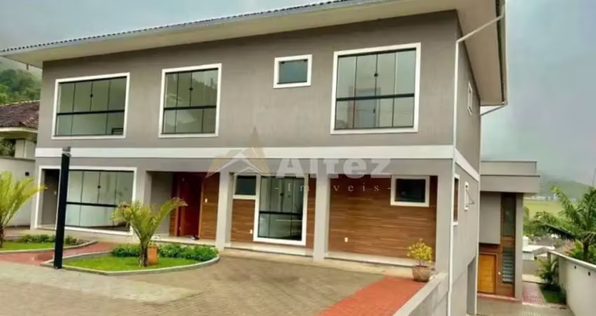 Casa em condomínio fechado com 3 quartos à venda no Alto, Teresópolis 
