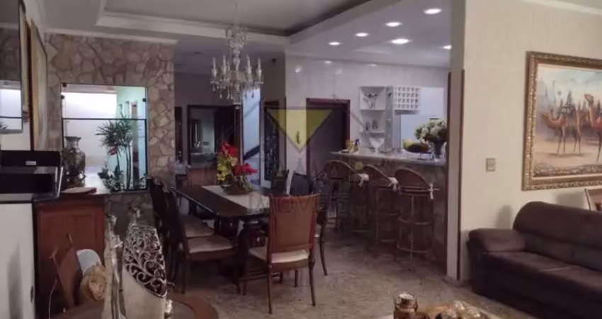 Casa com 4 quartos à venda no Centro, Mogi das Cruzes 