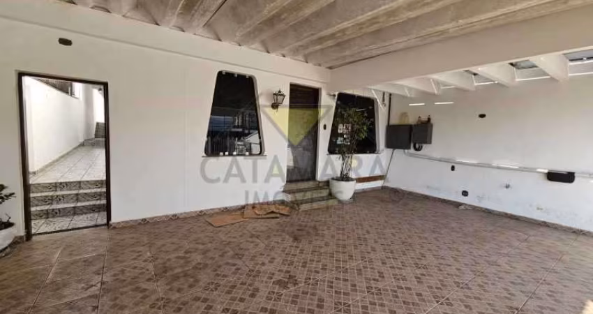 Casa comercial com 2 salas para alugar no Lagoa Seca, Mogi das Cruzes 