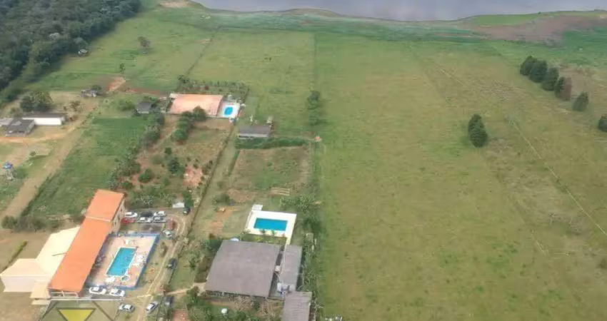 Chácara com 2 dormitórios à venda, 5000 m² por r$ 1.800.000,00 - taiacupeba - mogi das cruzes/sp