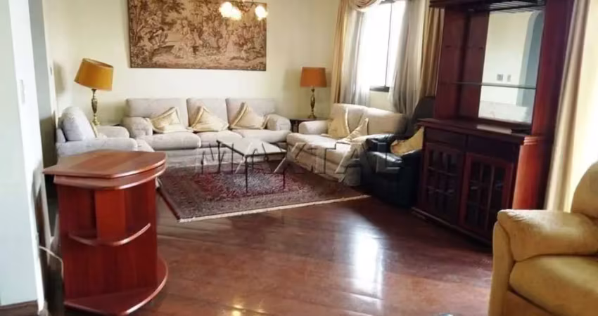 Apartamento à venda em Santana, 211 m². Com 4 dormitórios, 2 suítes e 3 vagas.
