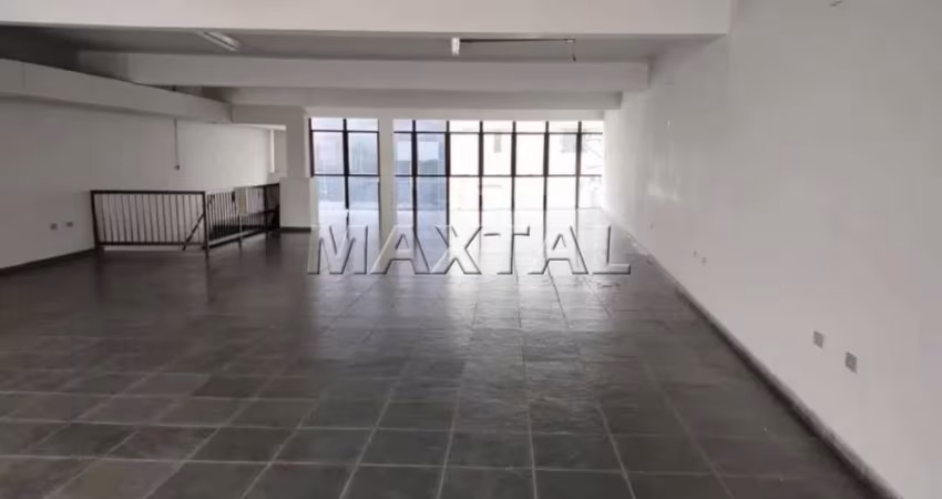 Prédio comercial para locação na Casa Verde, 3 andares, com 659m² e pé direito alto.