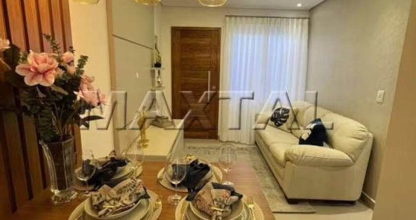 Apartamento 2 dormitórios,  1 banheiro, 1 sala e quintal  37m², no bairro Chora Menino