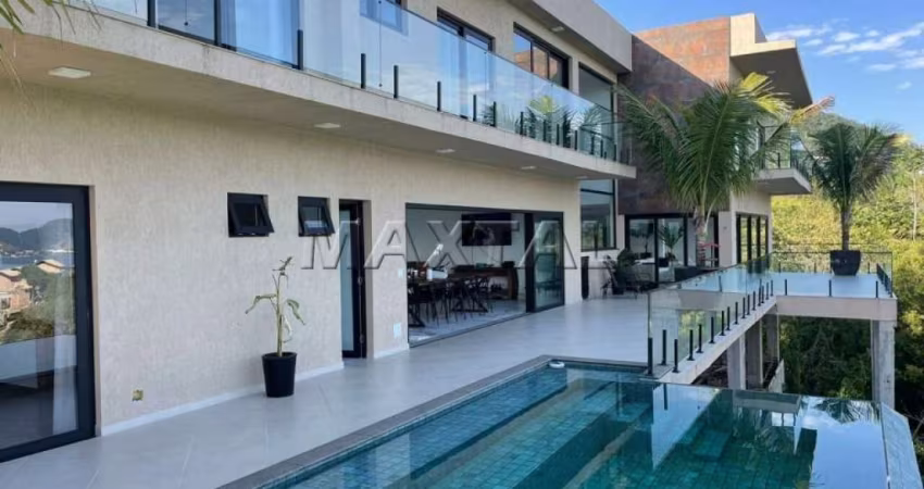 Casa a Venda  Com 750m²,Em Ilhabela  com 10 Dormitórios, sendo 10 Suítes.