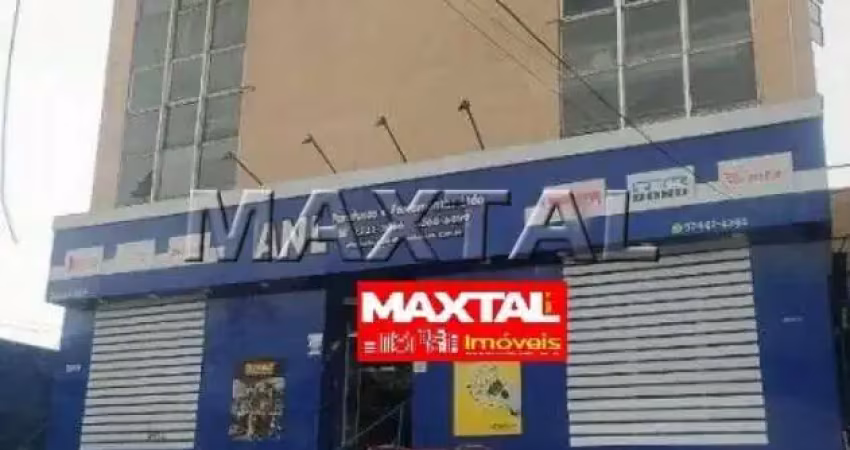 Prédio comercial com 2.120m², loja, 9 salas, 8 banheiros, 34 vagas ao lado do metrô carandiru.