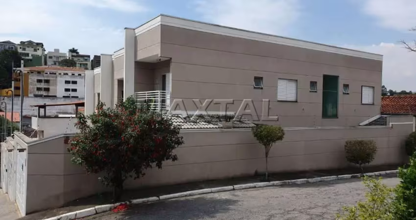 Sobrado seminovo à venda com 3 suítes, sacada 3 vagas no horto florestal vila rosa tremembé.