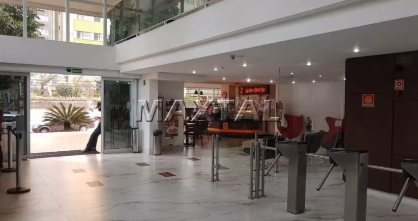 Salas comerciais à venda na Rua do Metrô Santana, de 118m² e 3 vagas de garagem.