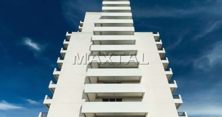 Sala comercial à venda de 35m², 2 banheiros, varanda e vaga de garagem, em santana.