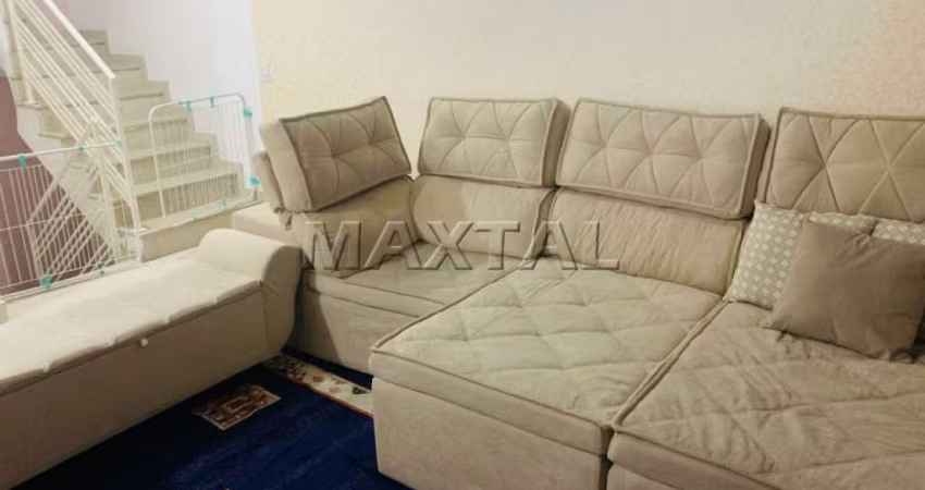 Sobrado em condominio fechado, com 3 suítes e 2 vagas de garagem na Parada Inglesa.