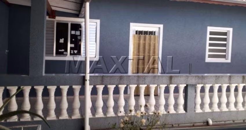 Sobrado à venda em Guarulhos de 175m², com 5 quartos, 1 suite e vaga de garagem.
