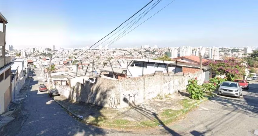 Terreno de esquina à venda de 494 m², no Jardim Peri, Ideal para construtores.