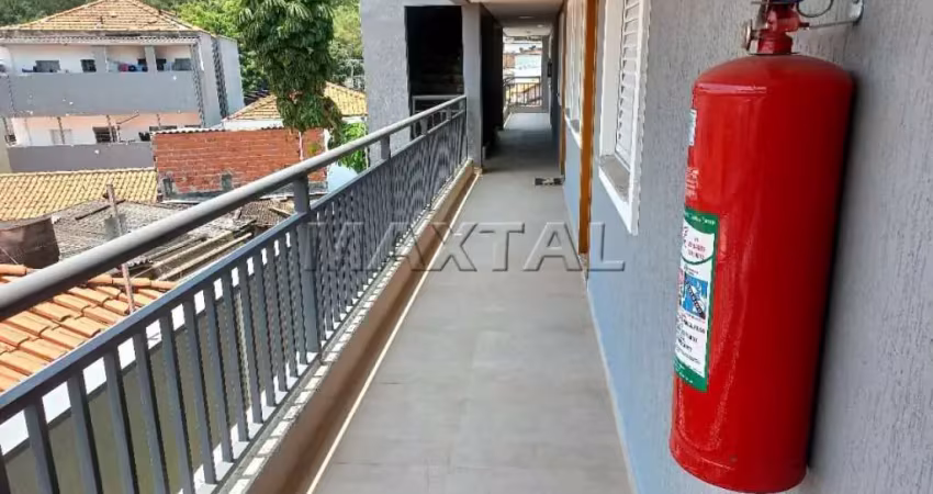 Apartamento  cobertura à venda com varanda grande, de 33,81m² e  2 dormitórios, na vila mazzei.