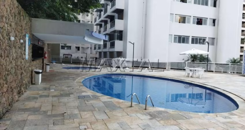 Apartamento no Guarujá, praia de Pitangueiras, 3 dormitórios, 2 suítes, 3 banheiros e 2 vagas.