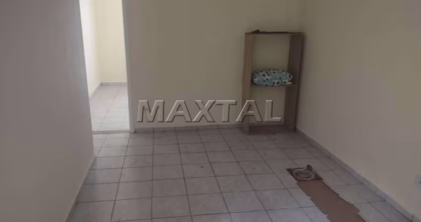 Apartamento de 02 dormitórios,1 banheiro,1 sala.1 cozinha, 500 metros ,sem vaga