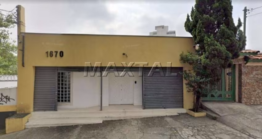 Salão Comercial Pio Xi Alto da Lapa, 515 Metros Quadrados, 4 banheiros e 4 vagas.