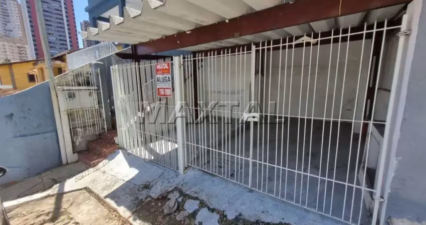 Casa à venda de 80m²  com 2 quartos, 2 vagas com quintal, no lauzane paulista.