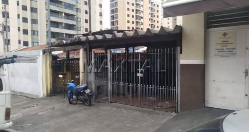 Casa  em  santa teresinha com  3  dormitórios, sala,  cozinha, banheiro, com 1  vaga.