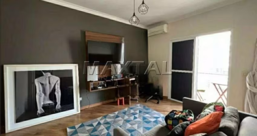 Sobrado na Zona Norte, Bairro Lauzane Paulista, sendo 4 Suítes e 5 Vagas de Garagem com 324m².