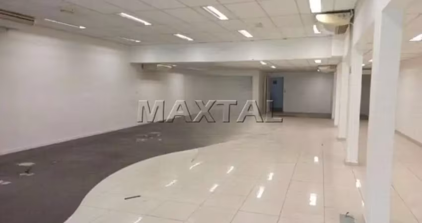 Prédio comercial para locação na parada inglesa, com 10 vagas, salas e salão amplo.