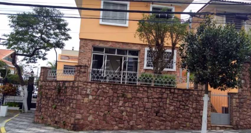 Sobrado para locação em Santana com 4 dormitórios, 10 vagas próximo ao Metrô Santana.