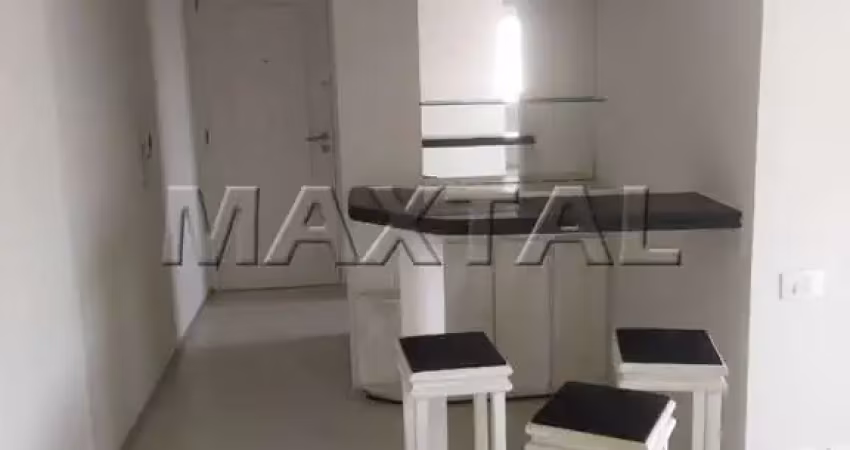 Apartamento 64m², com 02 dormitórios, dispensa, 02 banheiros, e 01 vaga em santana