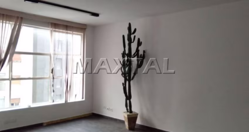 Sala comercial dentro de Galeria para locação, ótimo fluxo de pedestre medindo 42m².