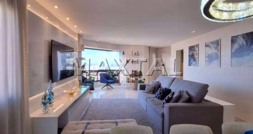 Apartamento com 147m², 3 dormitórios, 1 suíte, 2 vagas próximo ao  Escola Sion.