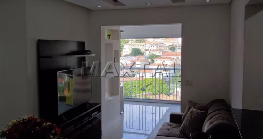 Apartamento de 2 dormitórios, churrasqueira na varanda e lazer completo, com 1 vaga.