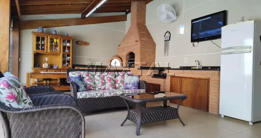 Casa com 5 dormitórios sendo 4 suítes 6 banheiros, 3 vagas com piscina e área gourmet   vila gustavo