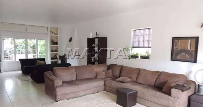 Sobrado 490m , com 4 dormitórios , 4 suites, 7 banheiros e 5 vagas regiões:  vila irmãos arnoni