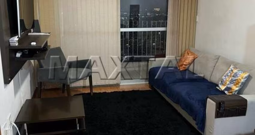 Apartamento à venda em Santa Teresinha, possuí  2 dormitórios sendo 1 suite e 1 vaga.